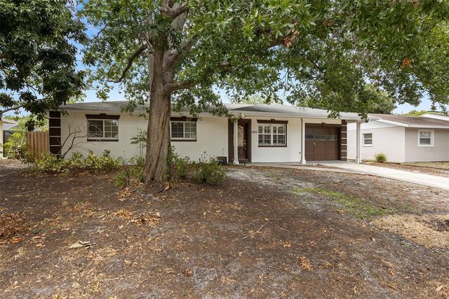 4813 W BAY VILLA AVENUE, Tampa, FL 33611