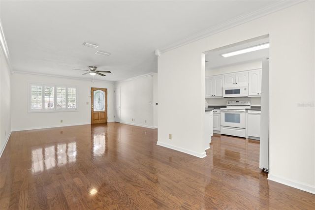 4813 W BAY VILLA AVENUE, Tampa, FL 33611