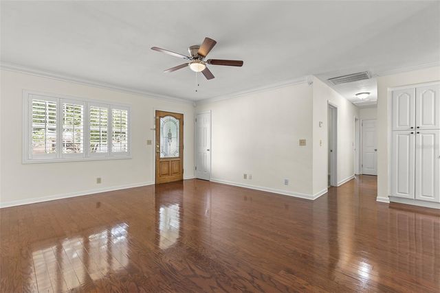 4813 W BAY VILLA AVENUE, Tampa, FL 33611