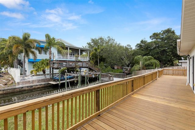 4813 W BAY VILLA AVENUE, Tampa, FL 33611