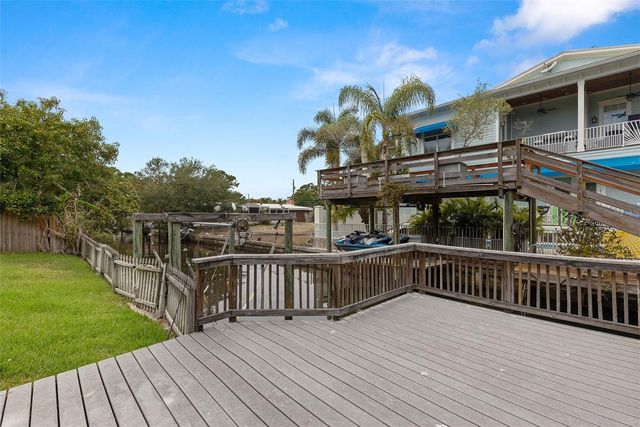 4813 W BAY VILLA AVENUE, Tampa, FL 33611