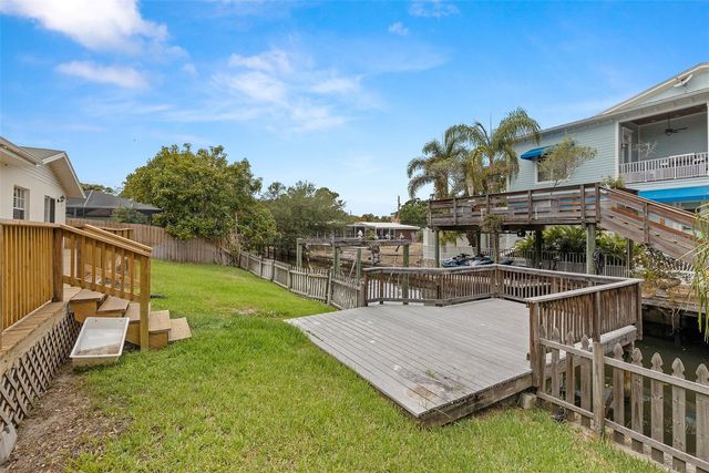 4813 W BAY VILLA AVENUE, Tampa, FL 33611