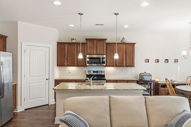 325 Brighton Pl., Conway, SC 29526