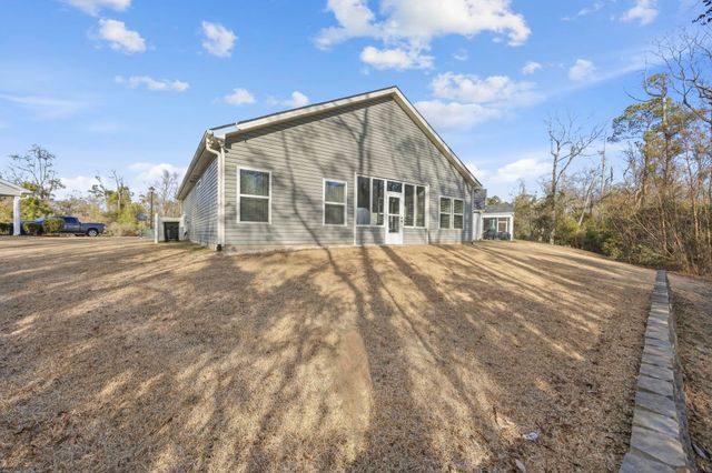 325 Brighton Pl., Conway, SC 29526