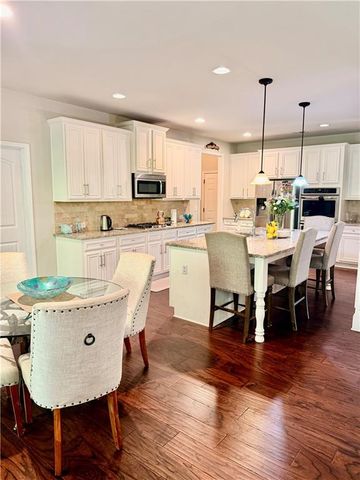 2860 Summit Valley Drive, Dacula, GA 30019