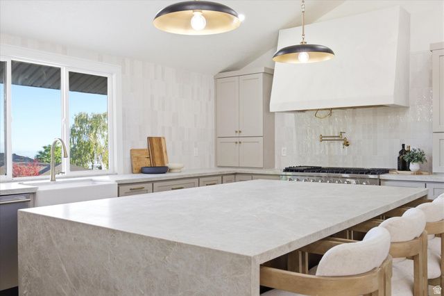 771 E 17TH AVE, Salt Lake City, UT 84103