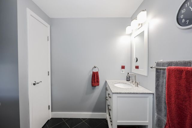54 College Avenue, Manchester, NH 03102