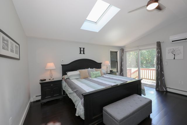 54 College Avenue, Manchester, NH 03102