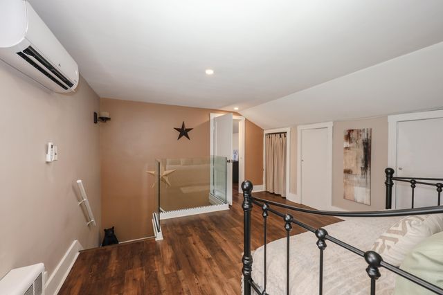 54 College Avenue, Manchester, NH 03102