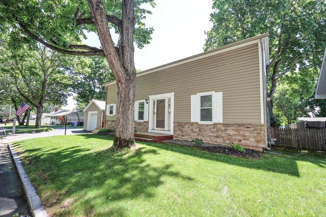 54 College Avenue, Manchester, NH 03102