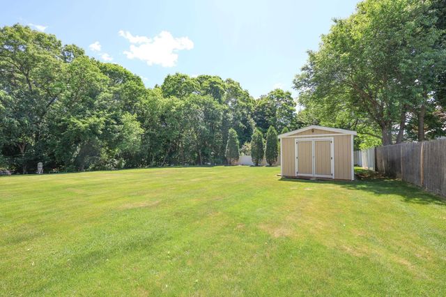 54 College Avenue, Manchester, NH 03102
