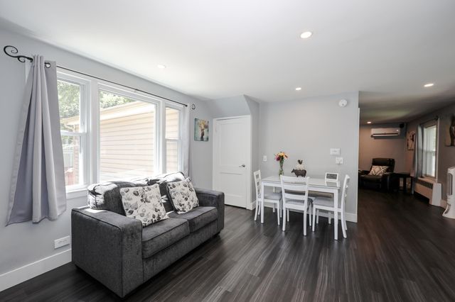 54 College Avenue, Manchester, NH 03102