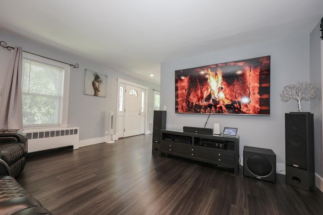 54 College Avenue, Manchester, NH 03102