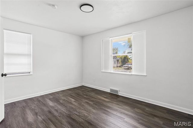 4513 Rosewood Avenue, St Louis, MO 63120