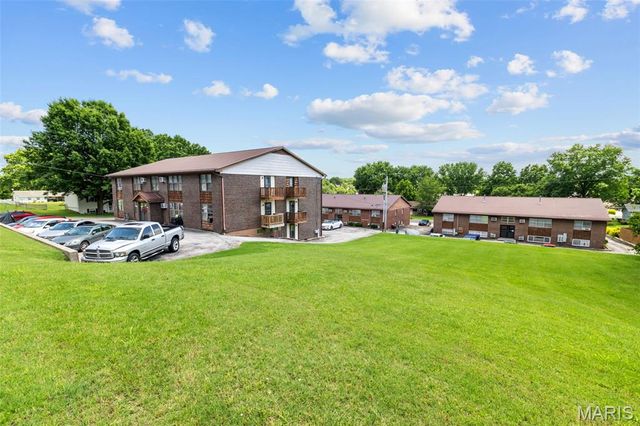 1027 Caroline Drive, Washington, MO 63090