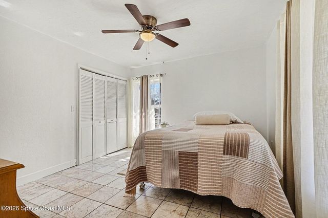 4950 Country Place, Grant, FL 32949