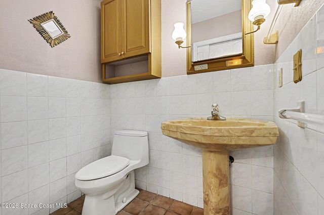 4950 Country Place, Grant, FL 32949