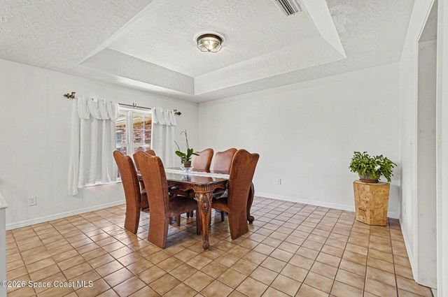 4950 Country Place, Grant, FL 32949