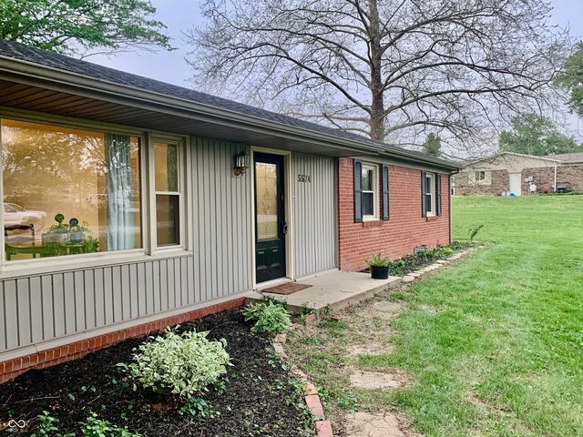 5574 S Holiday Drive, Columbus, IN 47203