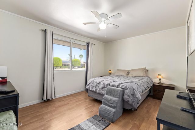 11035 W OAKMONT Drive, Sun City, AZ 85351