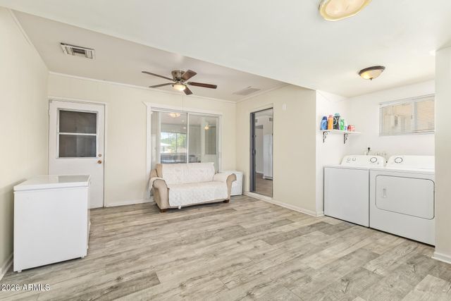 11035 W OAKMONT Drive, Sun City, AZ 85351