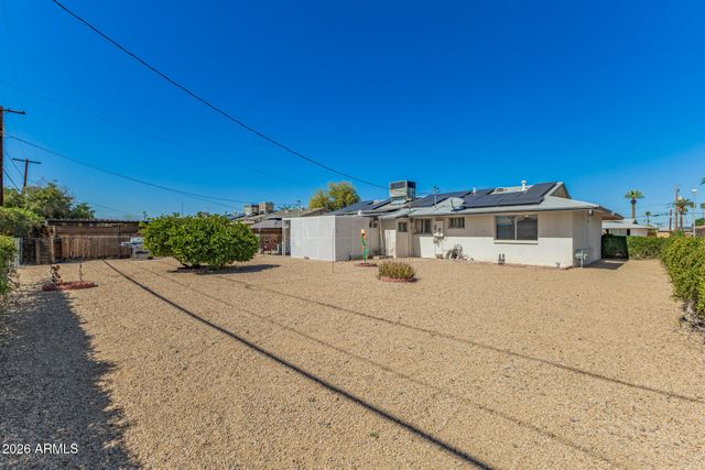 11035 W OAKMONT Drive, Sun City, AZ 85351