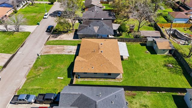 7118 Heron Drive, Houston, TX 77087