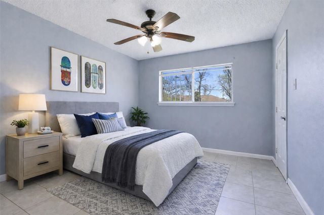 7118 Heron Drive, Houston, TX 77087