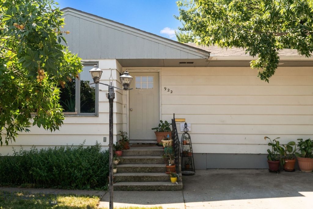 922 W Beall Street, Bozeman, MT 59715 photo 3