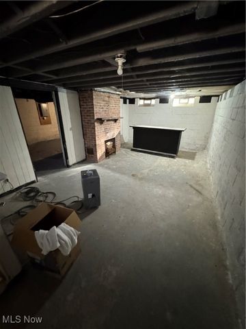 16317 Throckley Avenue, Cleveland, OH 44128