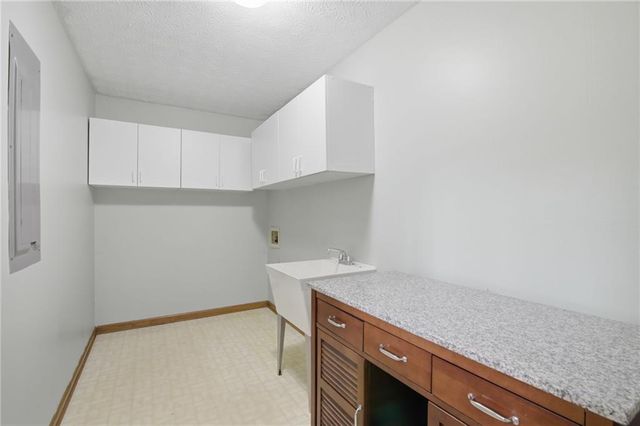 4300 Valleycrest Court, Peachtree Corners, GA 30092