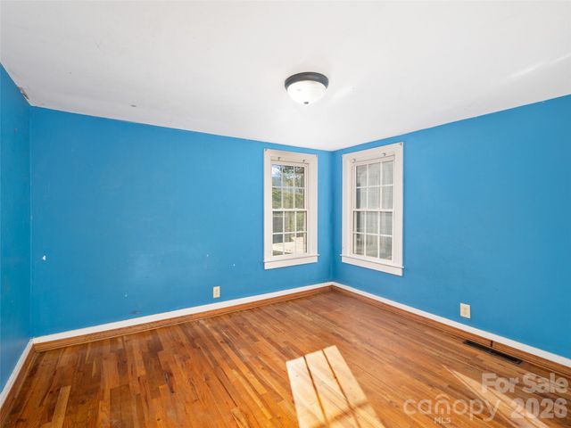 370 Bear Creek Church Road, Bakersville, NC 28705