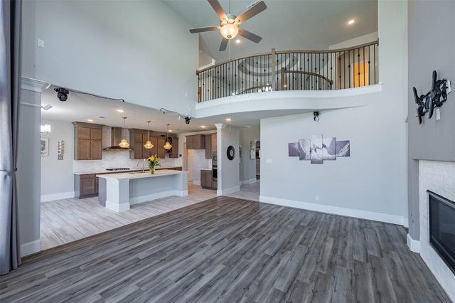 3015 Cooper Hawk Lane, Richmond, TX 77406