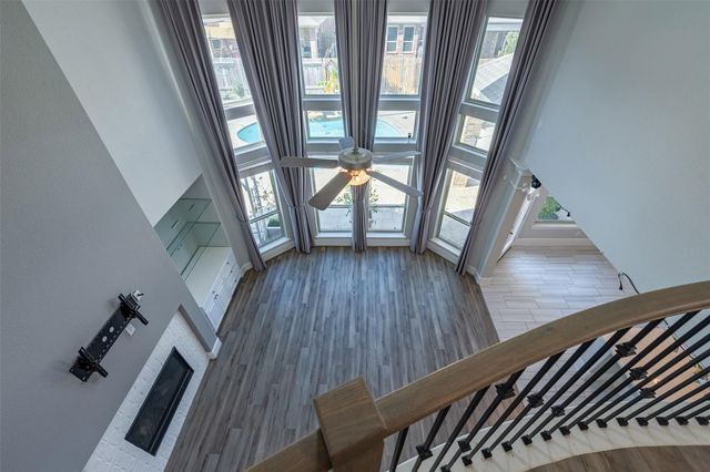 3015 Cooper Hawk Lane, Richmond, TX 77406