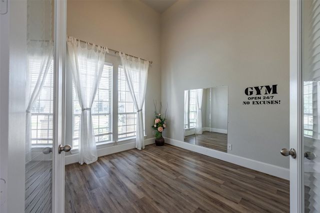 3015 Cooper Hawk Lane, Richmond, TX 77406