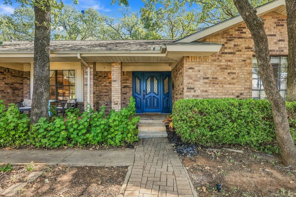 3232 Prince Court, Bedford, TX 76021 — photo 3