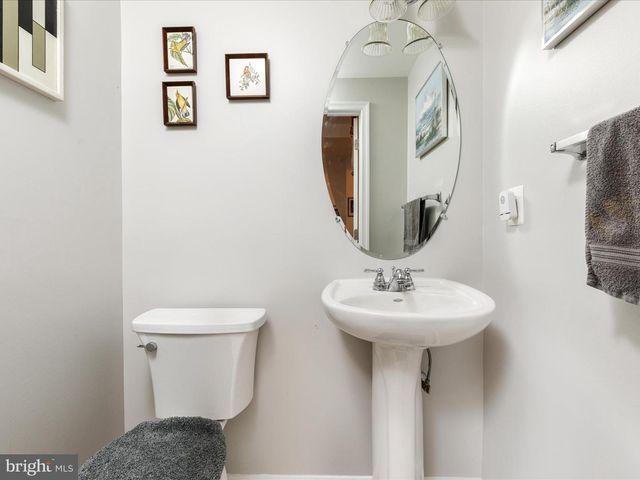 420 STARKEYS LNDG, Shepherdstown, WV 25443
