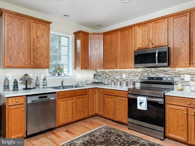 420 STARKEYS LNDG, Shepherdstown, WV 25443