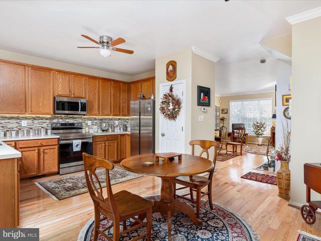 420 STARKEYS LNDG, Shepherdstown, WV 25443