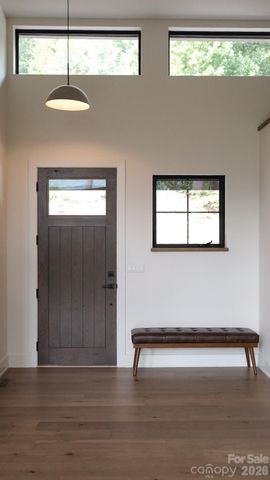93 Village Pointe Lane, Asheville, NC 28803