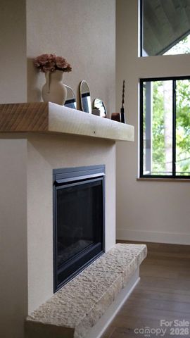93 Village Pointe Lane, Asheville, NC 28803