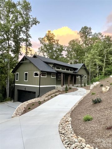 93 Village Pointe Lane, Asheville, NC 28803