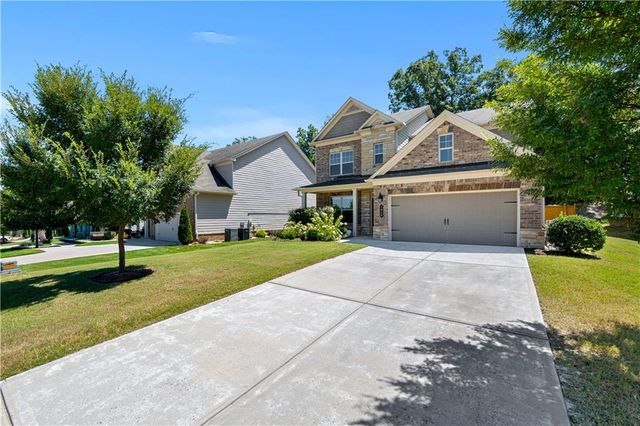 2049 Lakeview Bend Way, Buford, GA 30519
