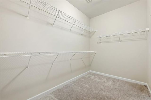 2049 Lakeview Bend Way, Buford, GA 30519