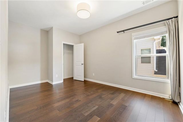2049 Lakeview Bend Way, Buford, GA 30519