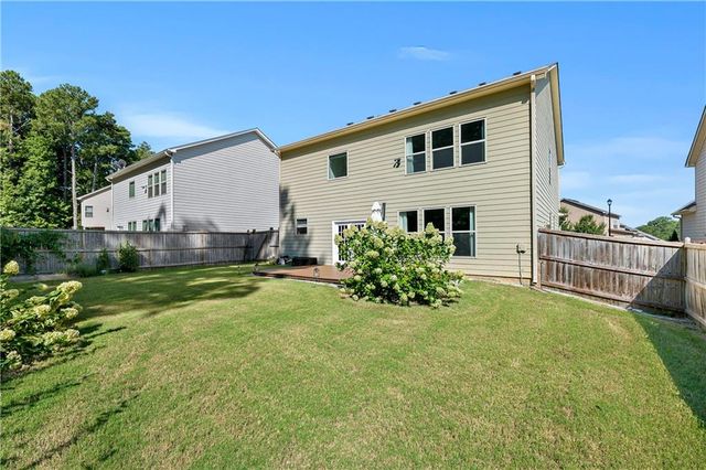 2049 Lakeview Bend Way, Buford, GA 30519