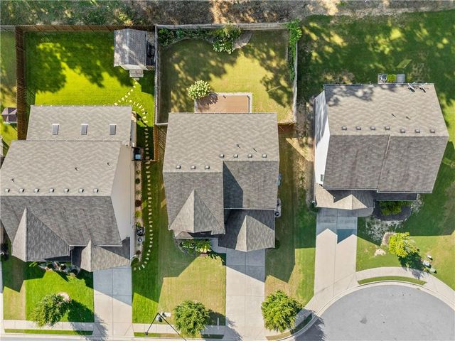 2049 Lakeview Bend Way, Buford, GA 30519
