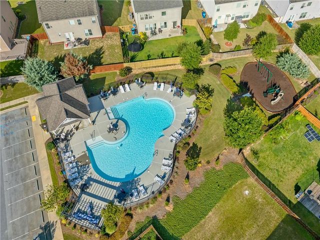 2049 Lakeview Bend Way, Buford, GA 30519