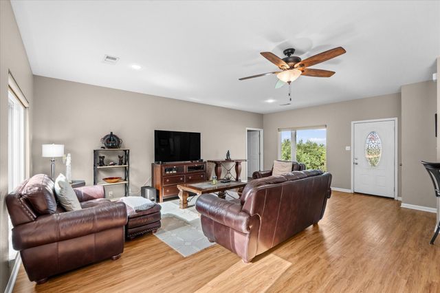 1170 Grand Pass, Canyon Lake, TX 78133