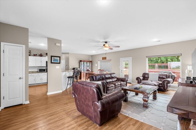 1170 Grand Pass, Canyon Lake, TX 78133